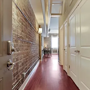 Downtown Loft- Steps Away From Plant Riverside! Savannah